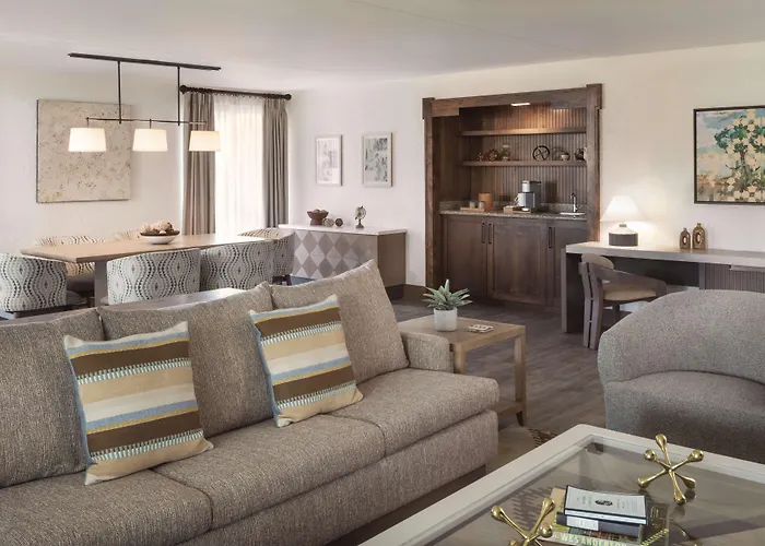 Resort The & Spa, Curio Collection By Hilton