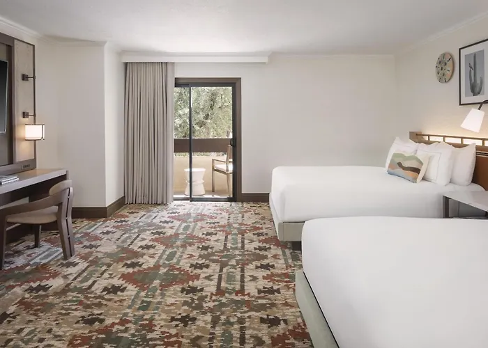 The & Spa, Curio Collection By Hilton Scottsdale