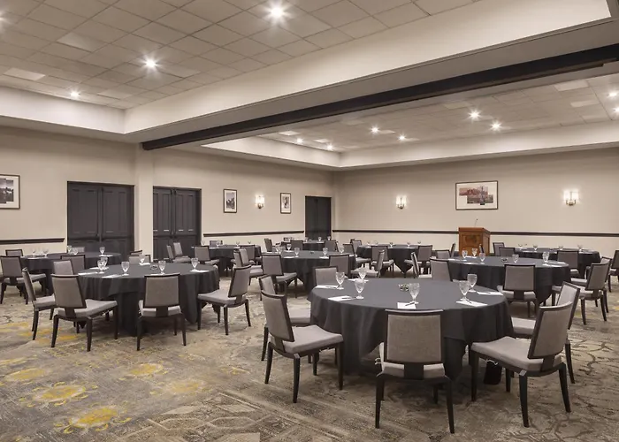 Resort The & Spa, Curio Collection By Hilton Scottsdale